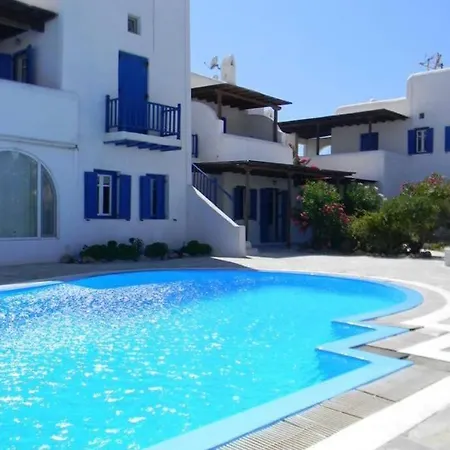 Pigeon House Ornos Nyaraló *