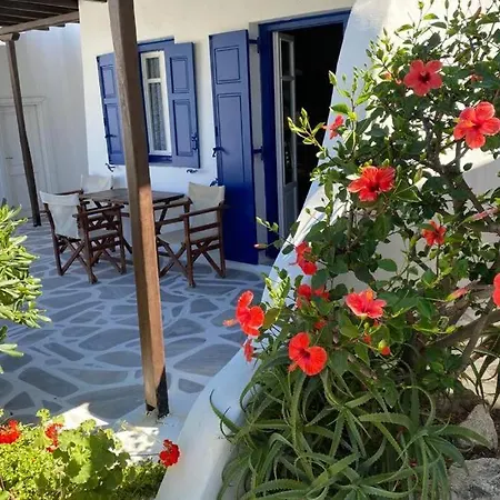 Pigeon House Ornos Mykonos Town