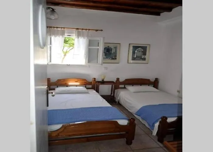 Ferienhaus Pigeon House Ornos