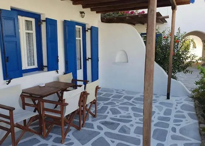 Pigeon House Ornos Mykonos Town