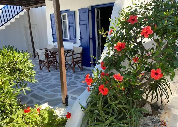 Pigeon House Ornos Mykonos Town